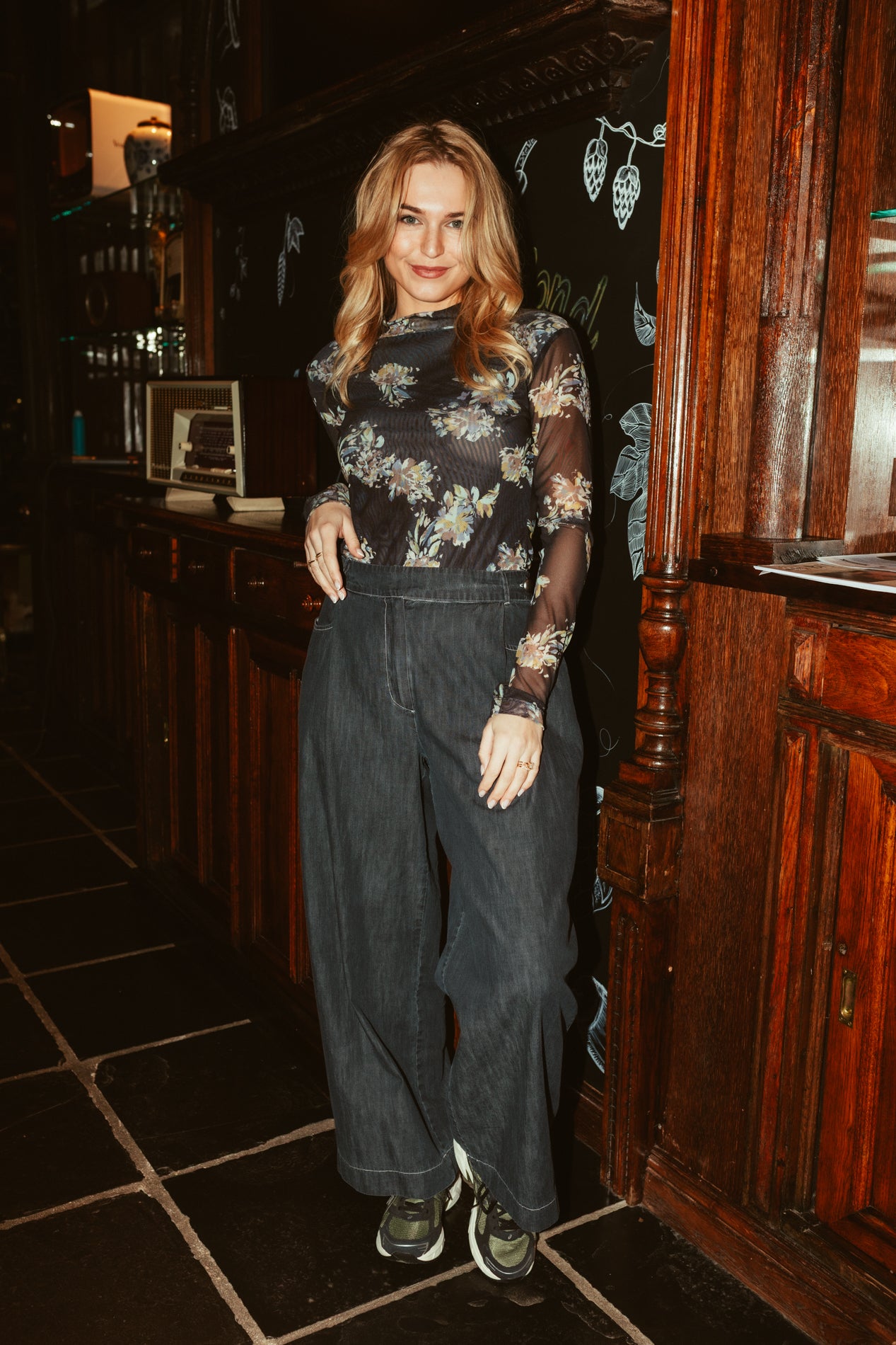 Olivia Mesh Top Flowers