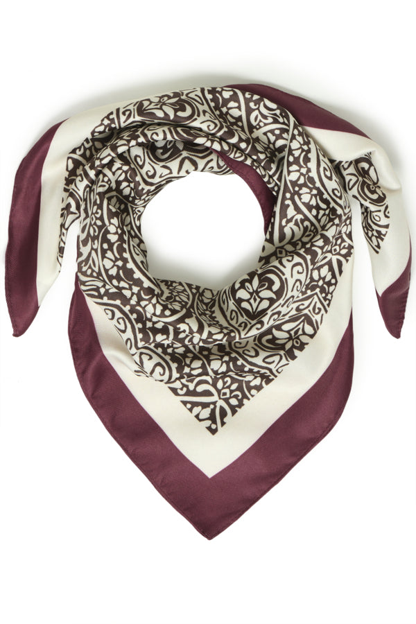 Katilio Scarf