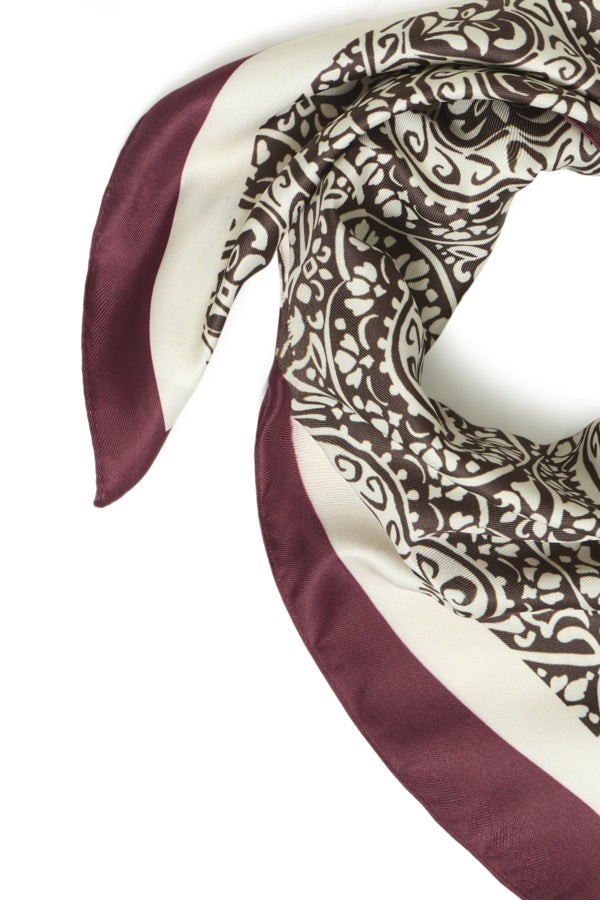 Katilio Scarf