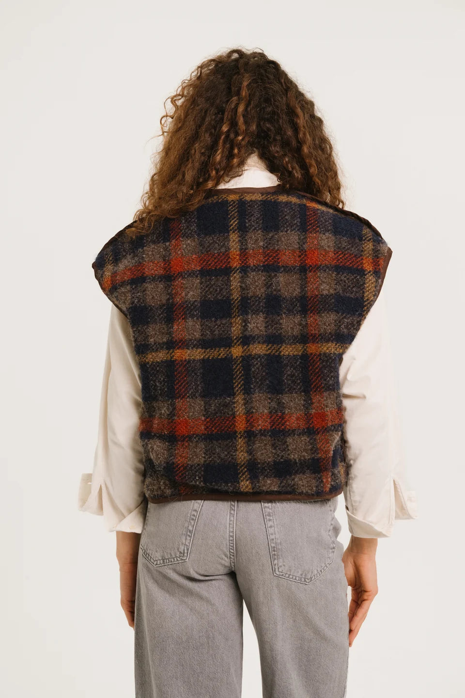 Dali Neil Vest