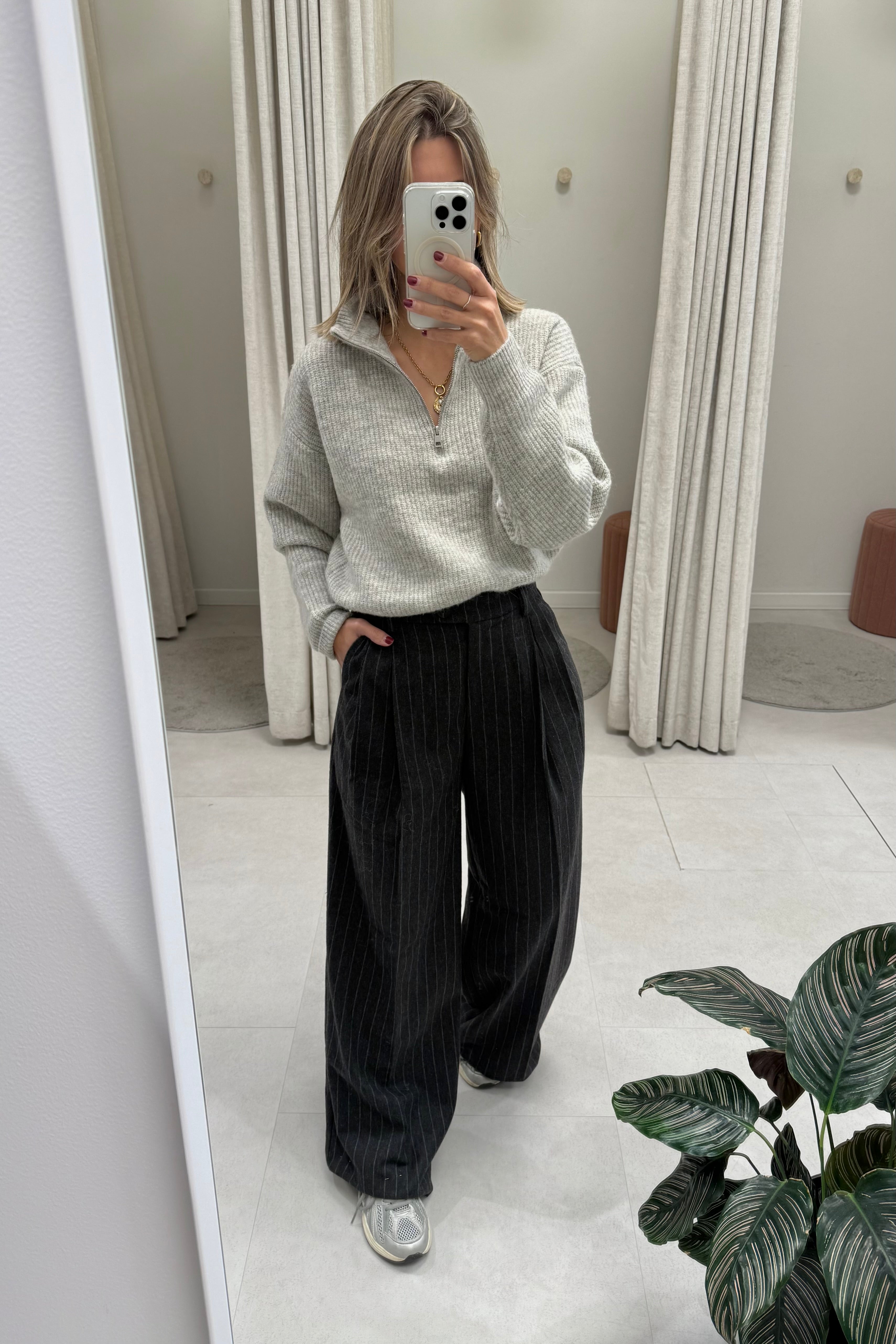 Meilani Gyta Zip Pullover