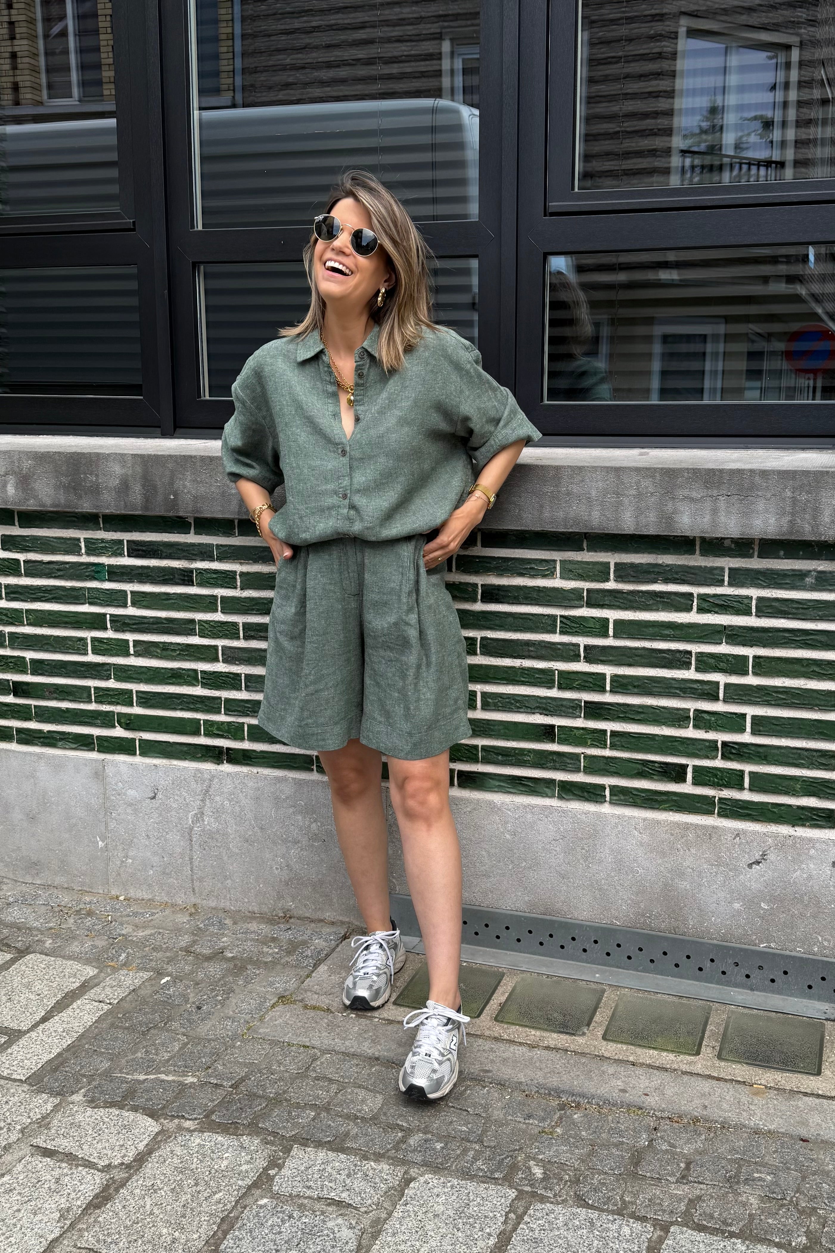 Viana Ginia Short