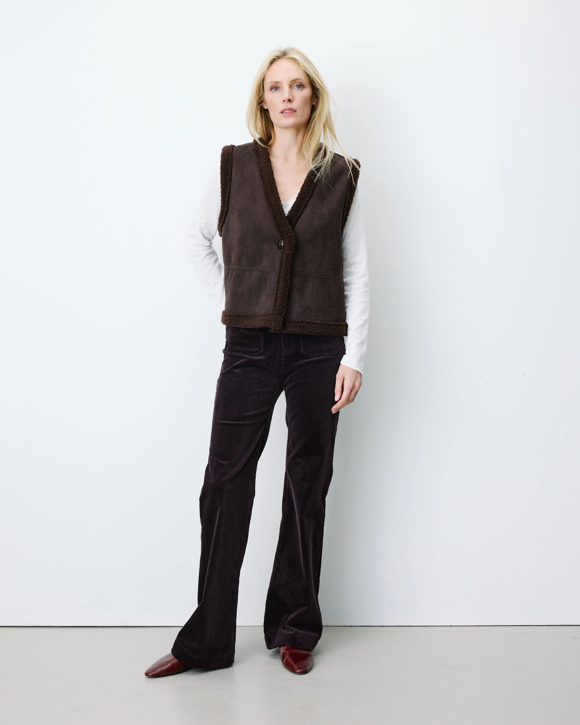 Anya Vest