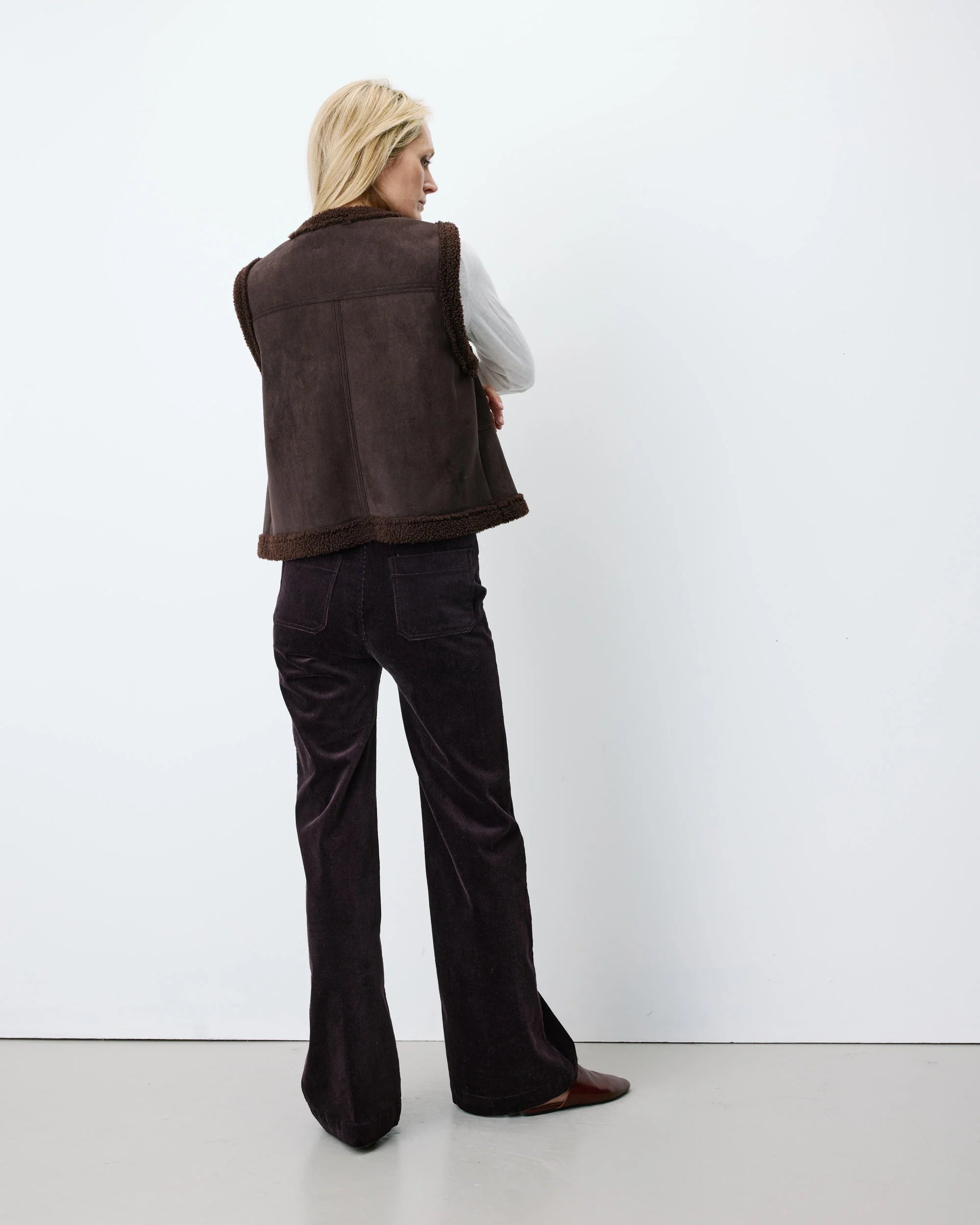 Anya Vest