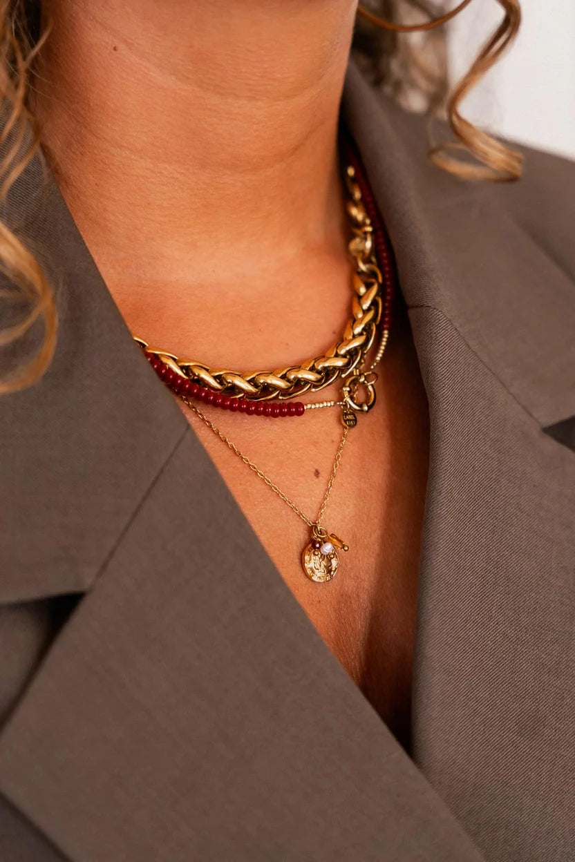 Cobra Midi Necklace Gold