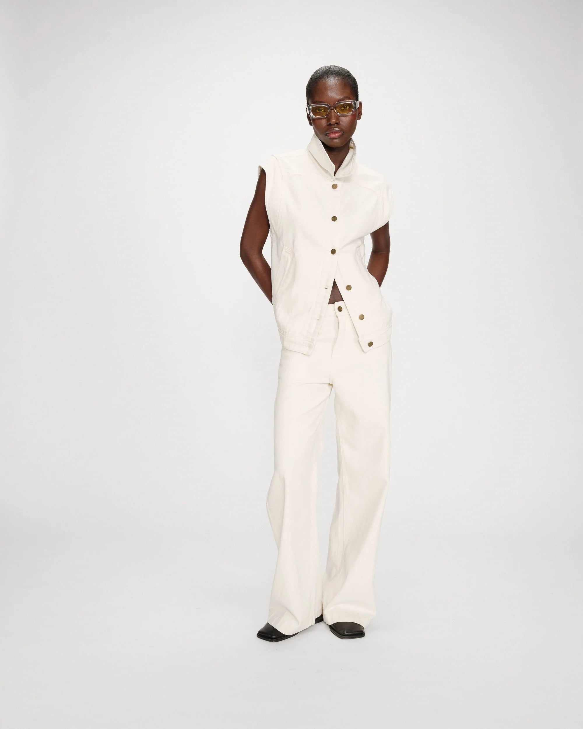 Vallonia Waistcoat Ecru