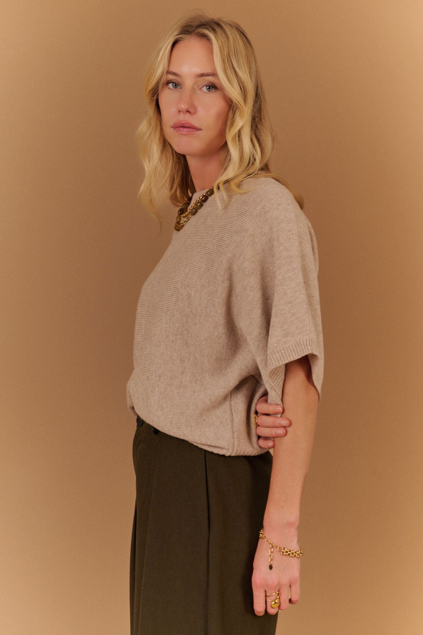 Almus Pull Beige