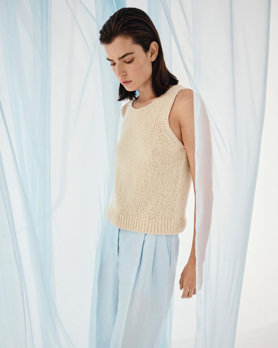 Vivika Hannalie Top