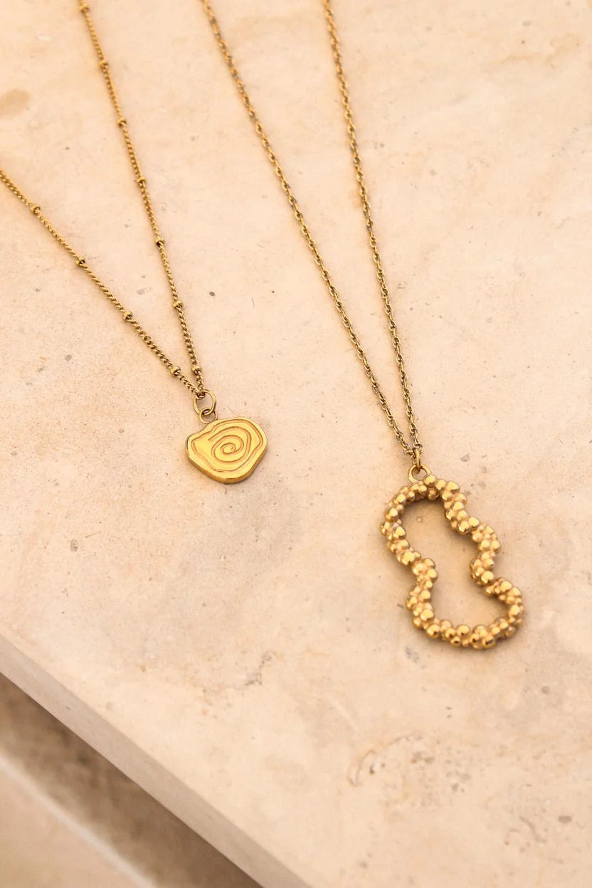 Twirl Necklace Gold