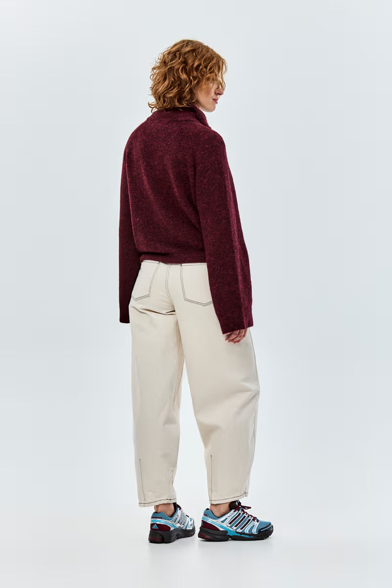 Puarter Knit