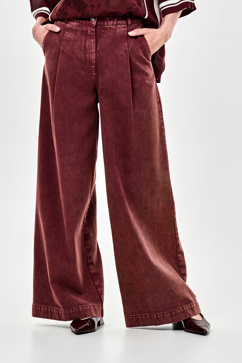 Theowide Jeans